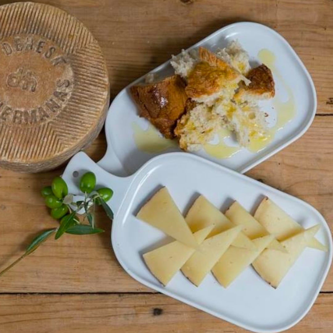 Hard Spanish Cheese - Raw Sheep Milk by Dehesa Dos Hermanas Dehesa Dos Hermanas