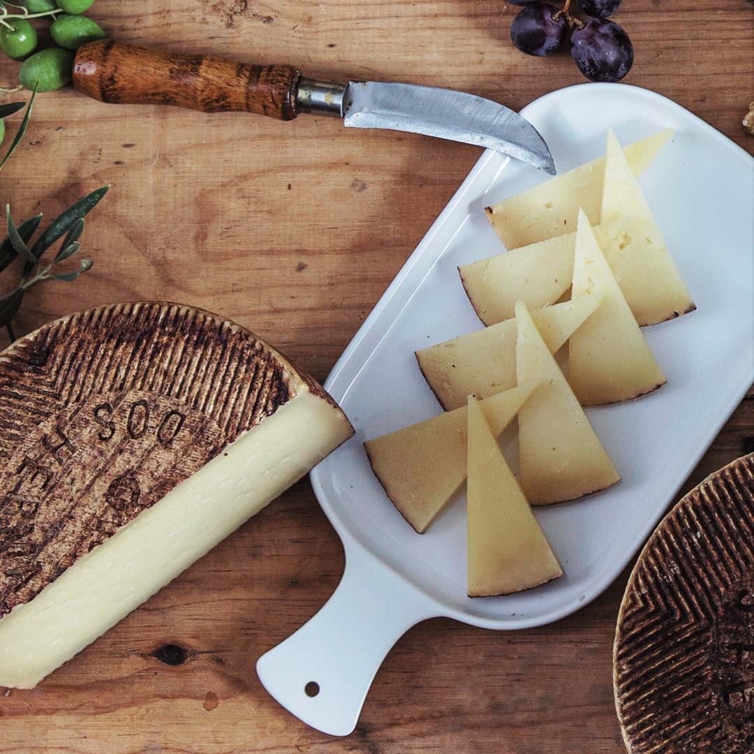 Semi-Soft Raw Sheep's Cheese by Dehesa Dos Hermanas Dehesa Dos Hermanas