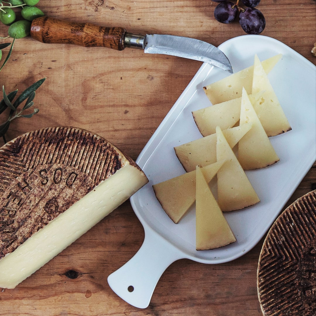 Queso de Leche Cruda de Oveja Semicurado - Dehesa Dos Hermanas