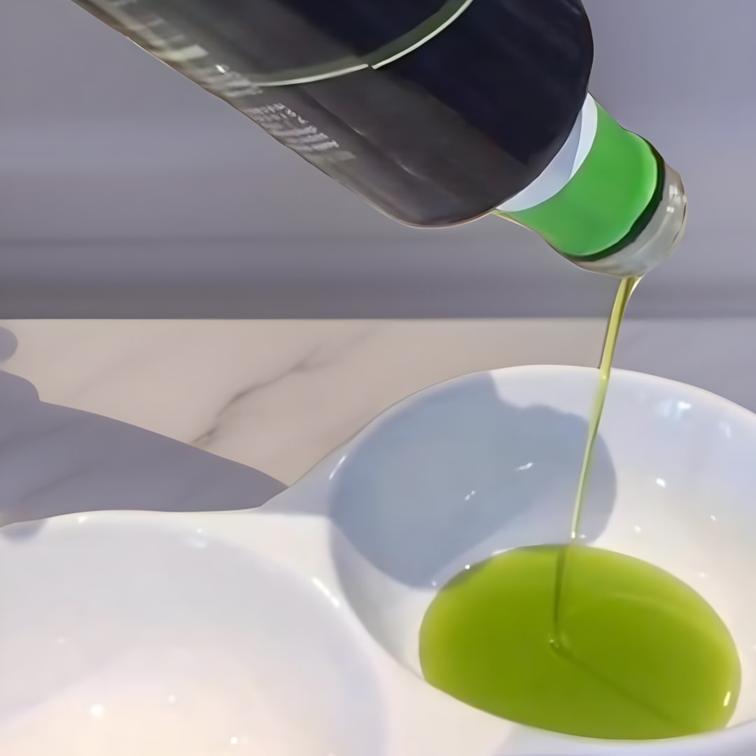 jacoliva extra virgin olive oil on a bowl