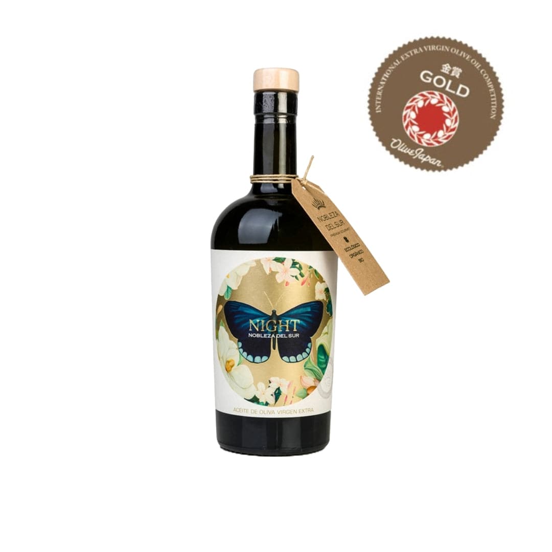 bottle of Ecologic Extra Virgin Olive Oil by Nobleza del Sur 